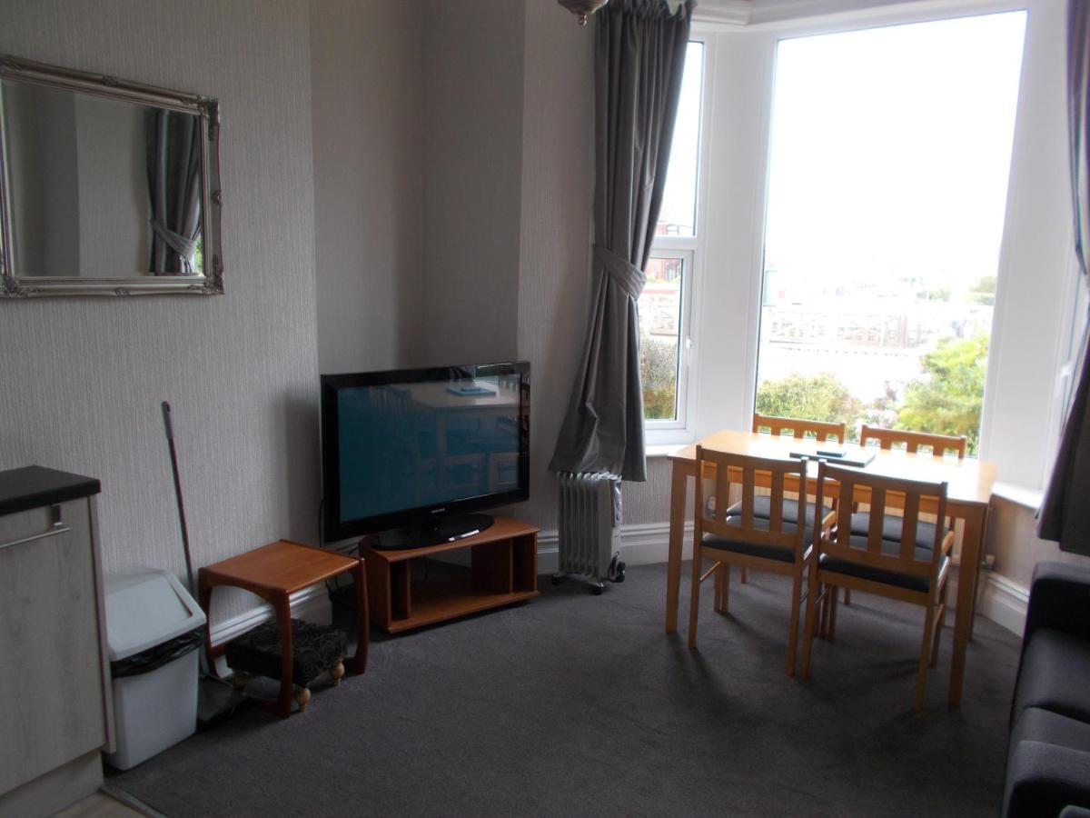 Kelso House Holiday Flats แบล็คพูล ภายนอก รูปภาพ